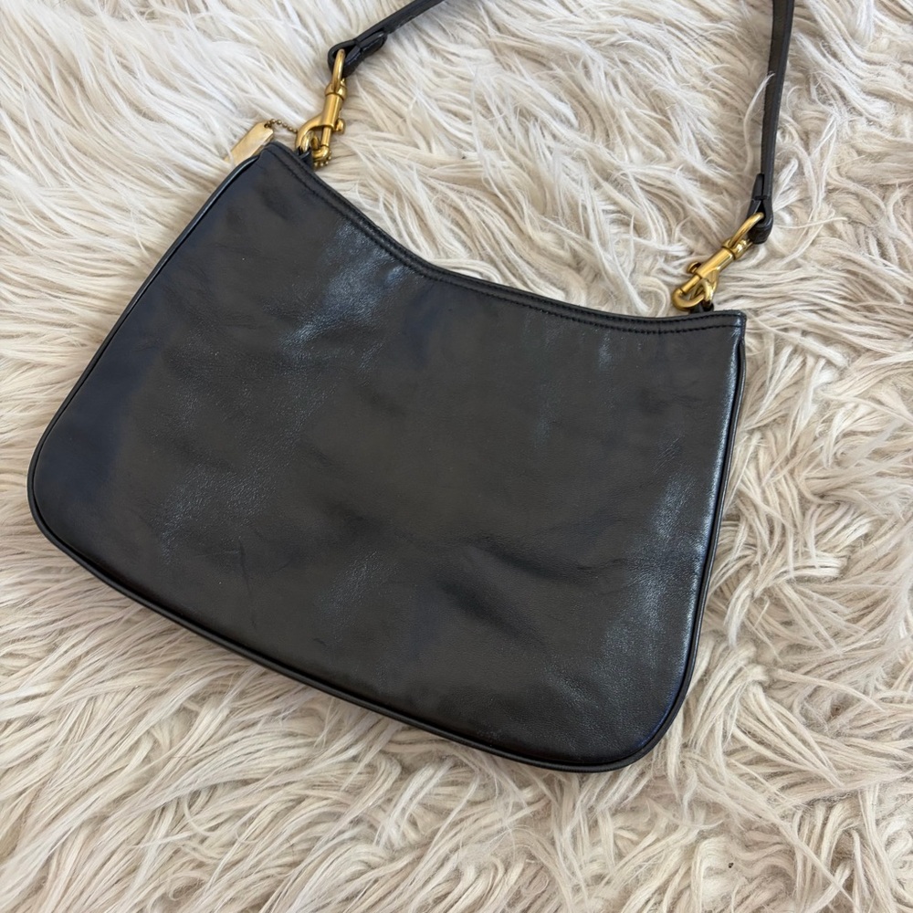 Authentic Vintage Coach Black Leather Shoulder Bag 8165 - Picture 4 of 8